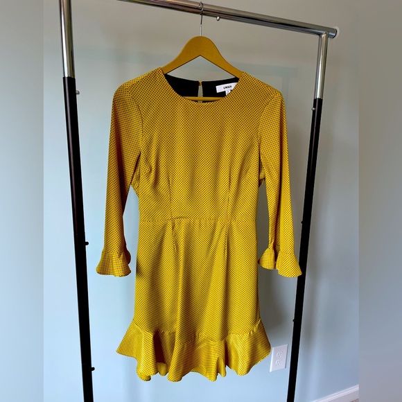 Super Cute Yellow Polka Dot dress with Open Back! - Picture 1 of 3